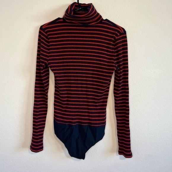 J Crew Women’s Red & Blue Striped Bodysuit Size Medium - Picture 4 of 8